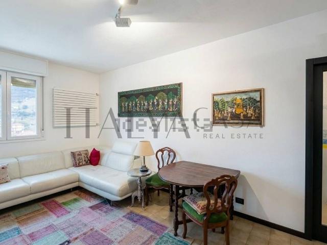 Appartamento in vendita di 96 m² in Via Garibbe