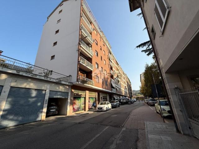 Appartamento in vendita di 96 m² in Via Giovanni XXIII, 19