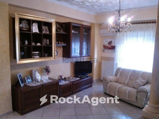 Appartamento in vendita di 96 m² in Via Giovanni Paolo Parisio, 8