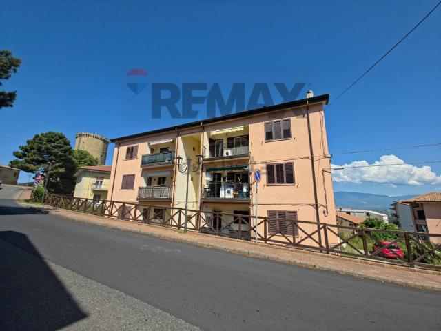 Appartamento in vendita di 96 m² in Via Giacomo Matteotti, 6