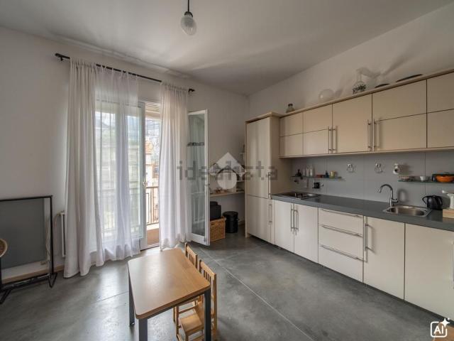 Appartamento in vendita di 96 m² in Via Giacomo Matteotti