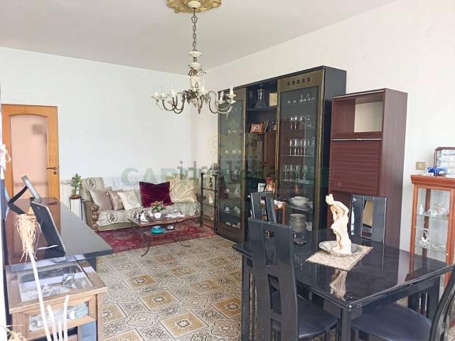 Appartamento in vendita di 96 m² in Via Giuseppe Dossetti