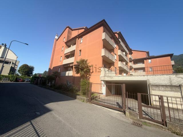 Appartamento in vendita di 96 m² in Via IV Novembre, 5