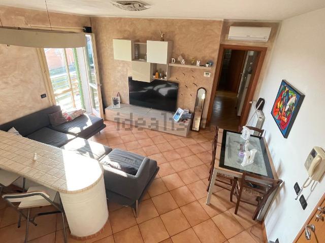 Appartamento in vendita di 96 m² in Via Luciano Lama
