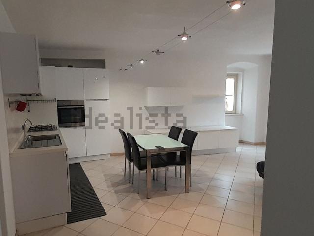 Appartamento in vendita di 96 m² in Via Monaci, 9