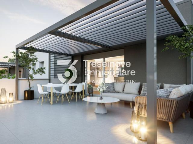 Appartamento in vendita di 96 m² in Via Monsignore L. Crico