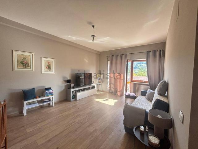 Appartamento in vendita di 96 m² in Via Nicola Urbani, 15