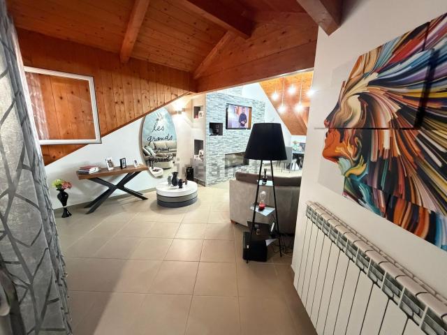 Appartamento in vendita di 96 m² in Via Oasi Sacro Cuore
