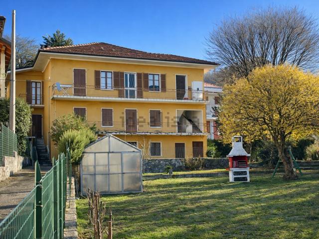 Appartamento in vendita di 96 m² in Via San Genesio, 8