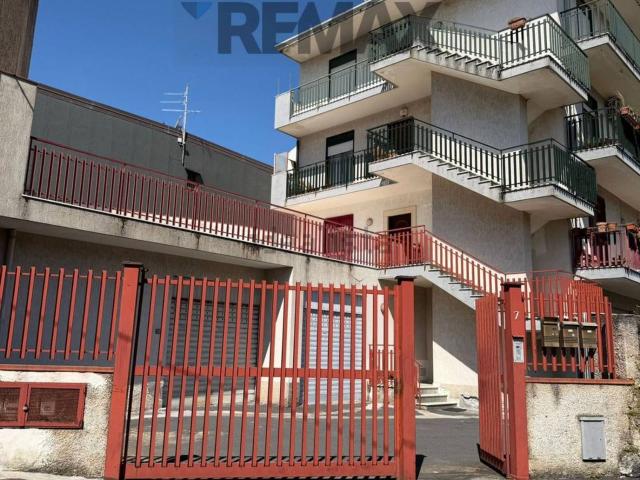 Appartamento in vendita di 96 m² in Via San Sfera, 7