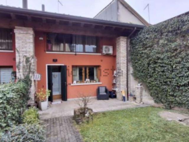 Appartamento in vendita di 96 m² in Via San Pio X