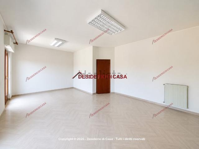 Appartamento in vendita di 96 m² in Via Senatore Durante, 2