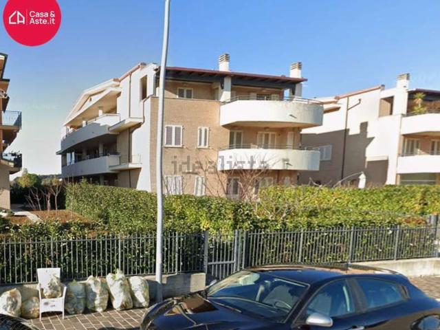 Appartamento in vendita di 96 m² in Via Siracusa, 11