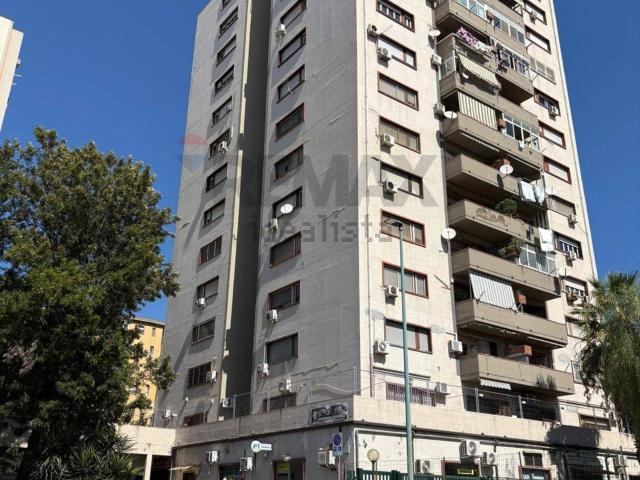 Appartamento in vendita di 96 m² in Viale Nitta, 2