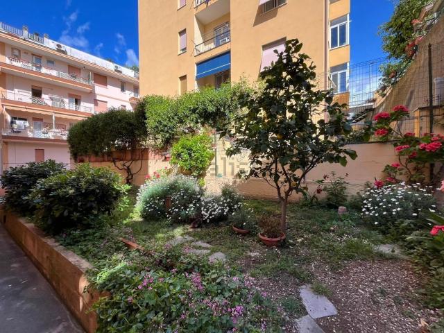 Appartamento in vendita di 96 m² in Viale Antonio Ed Edelina Devoto