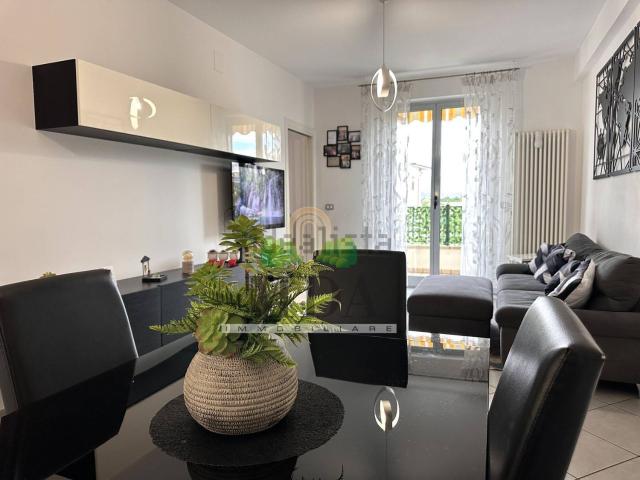 Appartamento in vendita di 96 m² in Viale Europa, 47