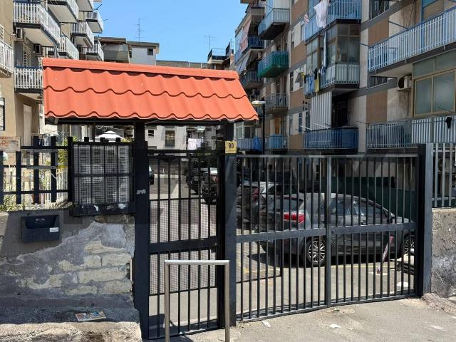 Appartamento in vendita di 96 m² in Viale delle Medaglie D&apos Oro, 90