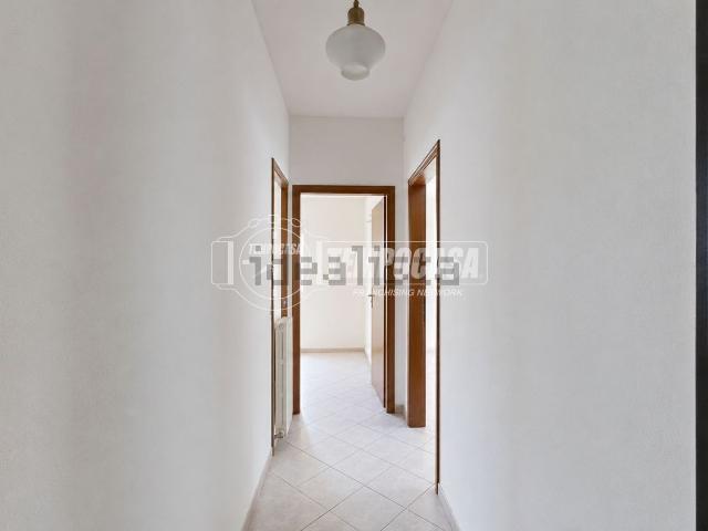 Appartamento in vendita di 98 m² in Circonvallazione Nord, 58