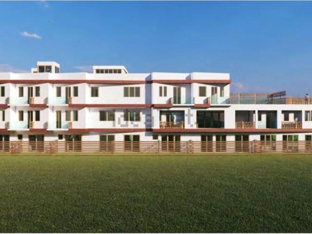 Appartamento in vendita di 98 m² in Circonvallazione Tirrena, 9