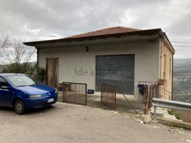 Appartamento in vendita di 98 m² in Contrada Sceti