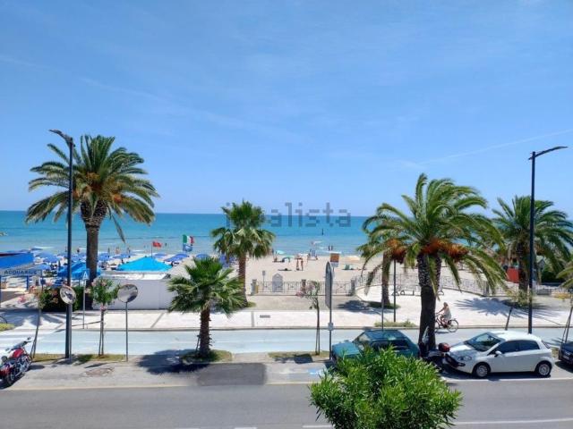 Appartamento in vendita di 98 m² in Lungomare Alcide de Gasperi