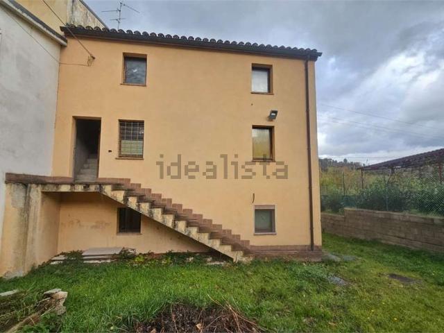 Appartamento in vendita di 98 m² in Località Sant&apos Elena, 27