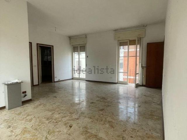 Appartamento in vendita di 98 m² in Via Trieste, 25
