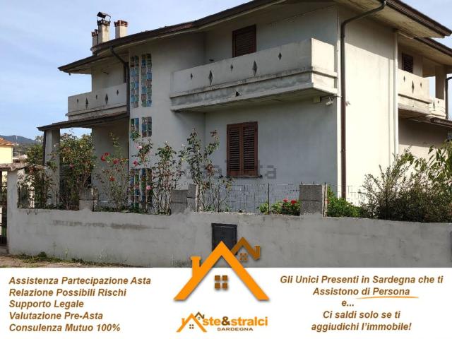Appartamento in vendita di 98 m² in Via Umberto I