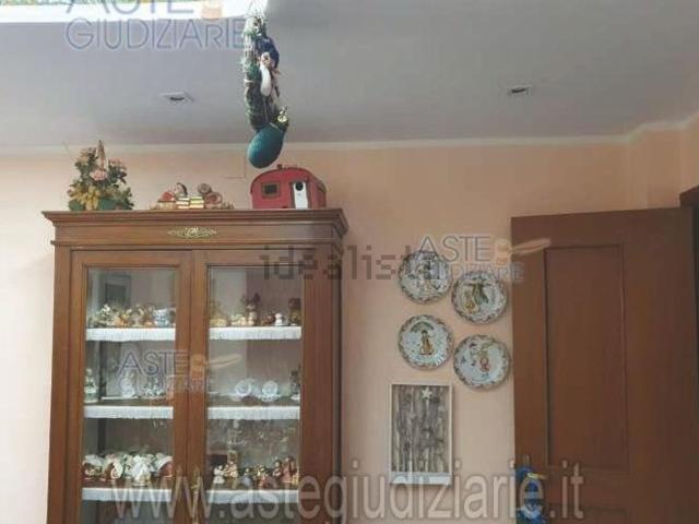 Appartamento in vendita di 98 m² in Via Vassallo Ernesto