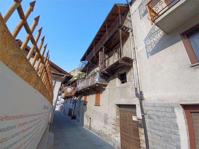 Appartamento in vendita di 98 m² in Via Vittorio Emanuele II, 60