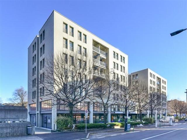 Appartamento in vendita di 98 m² in Via Adua