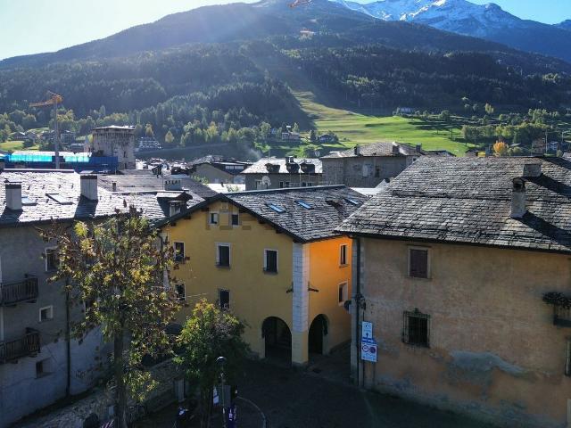 Appartamento in vendita di 98 m² in Via Alberto de Simoni, 25