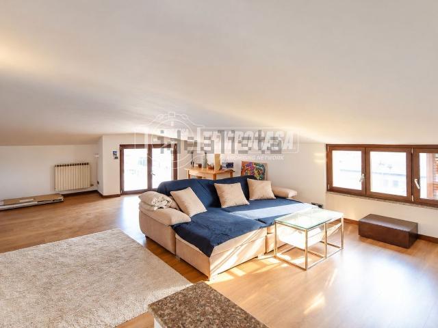 Appartamento in vendita di 98 m² in Via Andrea Palladio