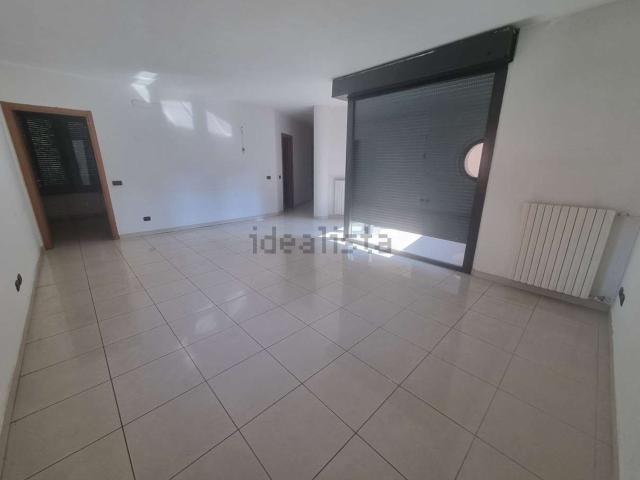Appartamento in vendita di 98 m² in Via Armando Diaz
