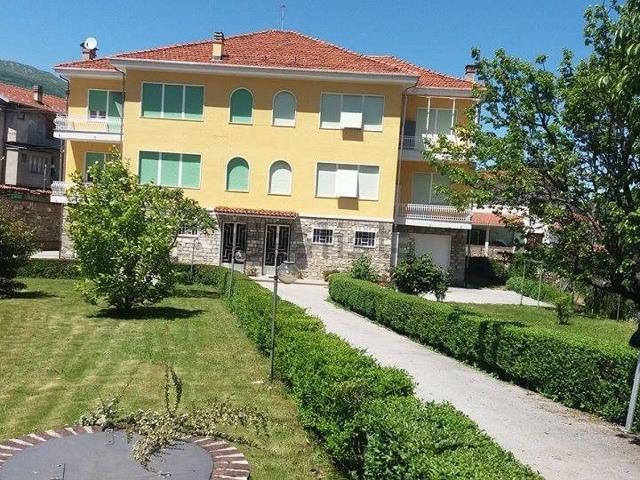 Appartamento in vendita di 98 m² in Via Armando Diaz
