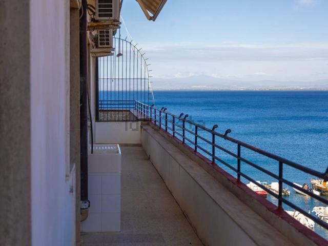Appartamento in vendita di 98 m² in Via Arnaldo Jacovacci, 8