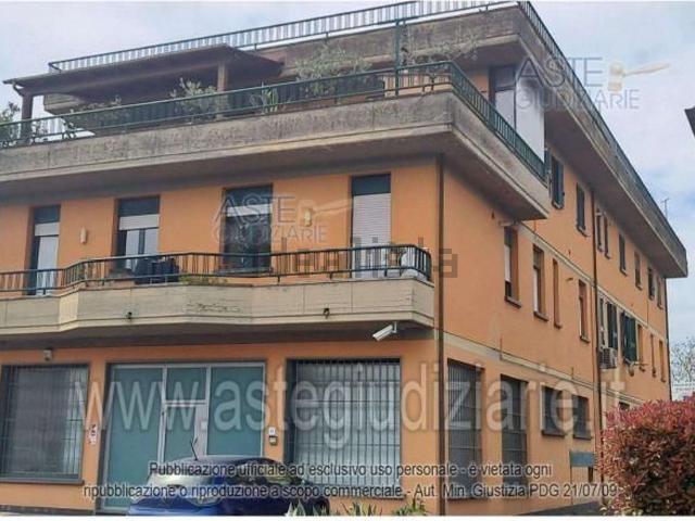 Appartamento in vendita di 98 m² in Via Buggianese, 61
