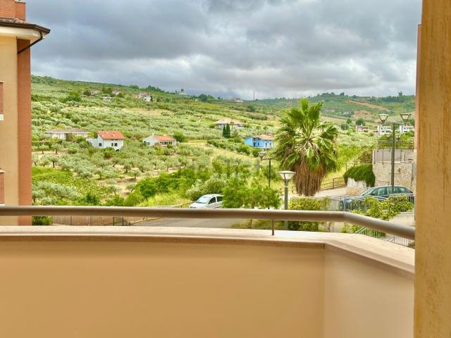 Appartamento in vendita di 98 m² in Via Camillo de Nardis