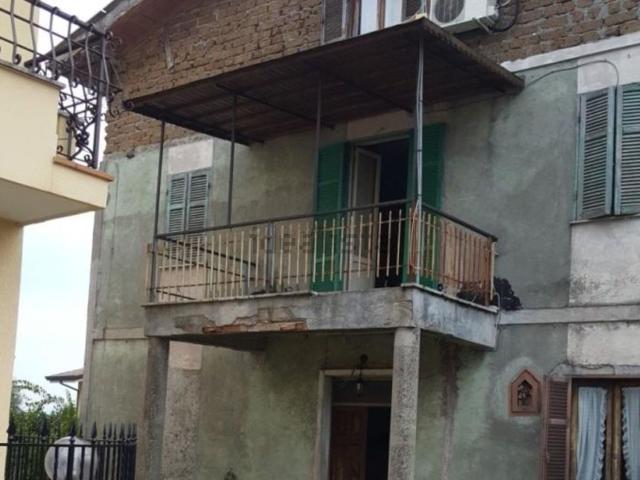 Appartamento in vendita di 98 m² in Via Casilina Sud