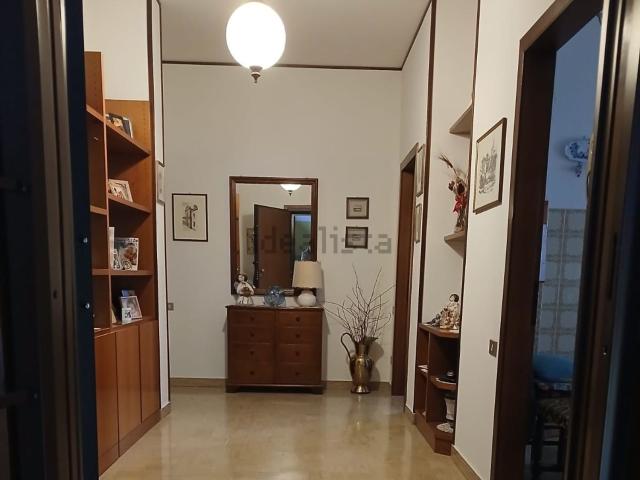 Appartamento in vendita di 98 m² in Via Cesare Carpeggiani