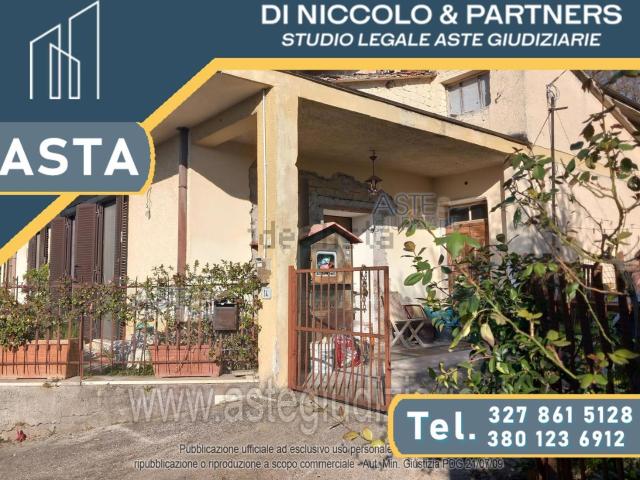 Appartamento in vendita di 98 m² in Via Ciro Menotti, 10