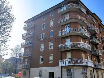 Appartamento in vendita di 98 m² in Via degli Orti Romani
