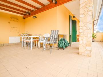 Appartamento in vendita di 98 m² in Via dei Laghi