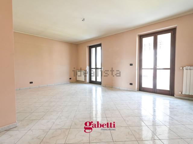 Appartamento in vendita di 98 m² in Via Dottor Aldo Mainardi, 6