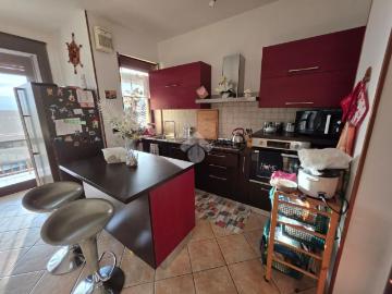 Appartamento in vendita di 98 m² in Via Duccio Galimberti, 50