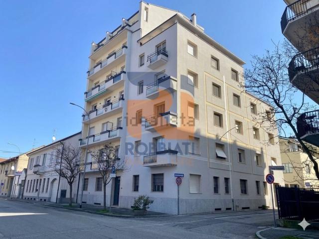 Appartamento in vendita di 98 m² in Via Eredi Farina