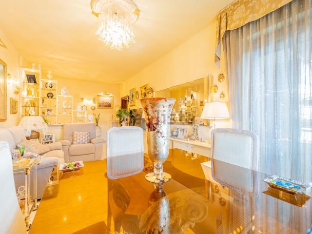 Appartamento in vendita di 98 m² in Via Filomusi Guelfi