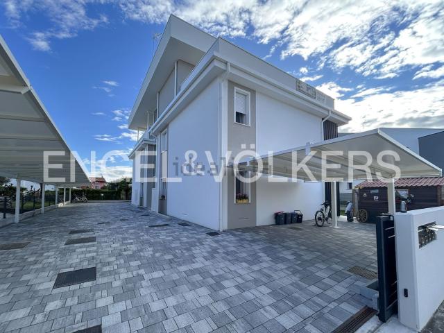 Appartamento in vendita di 98 m² in Via Fornaci