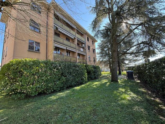 Appartamento in vendita di 98 m² in Via Galliera, 86