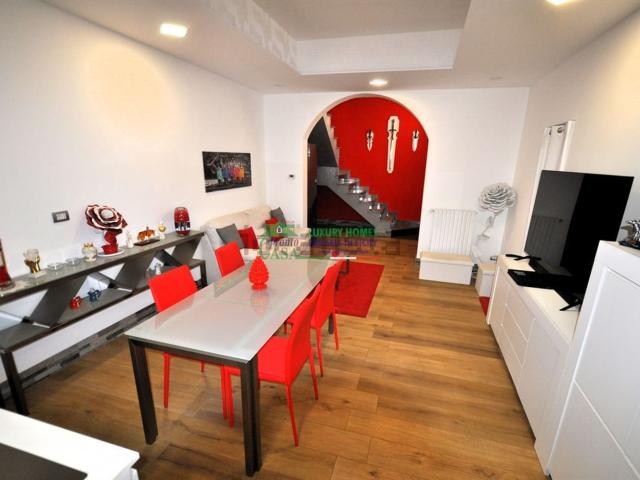 Appartamento in vendita di 98 m² in Via Gen. S. Scrofani